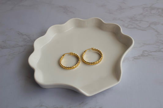 Twist Hoops