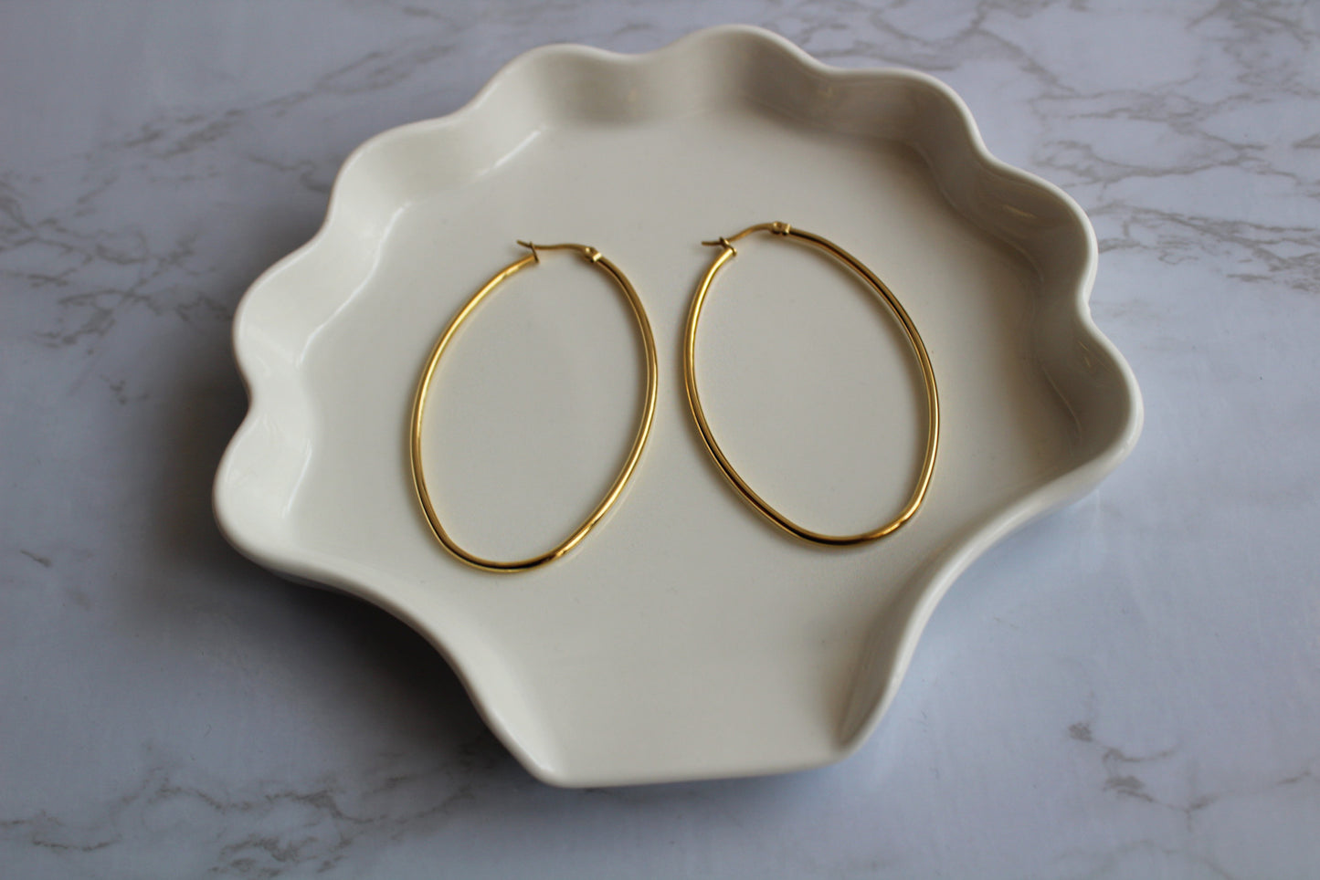 Paradise Oval Hoops